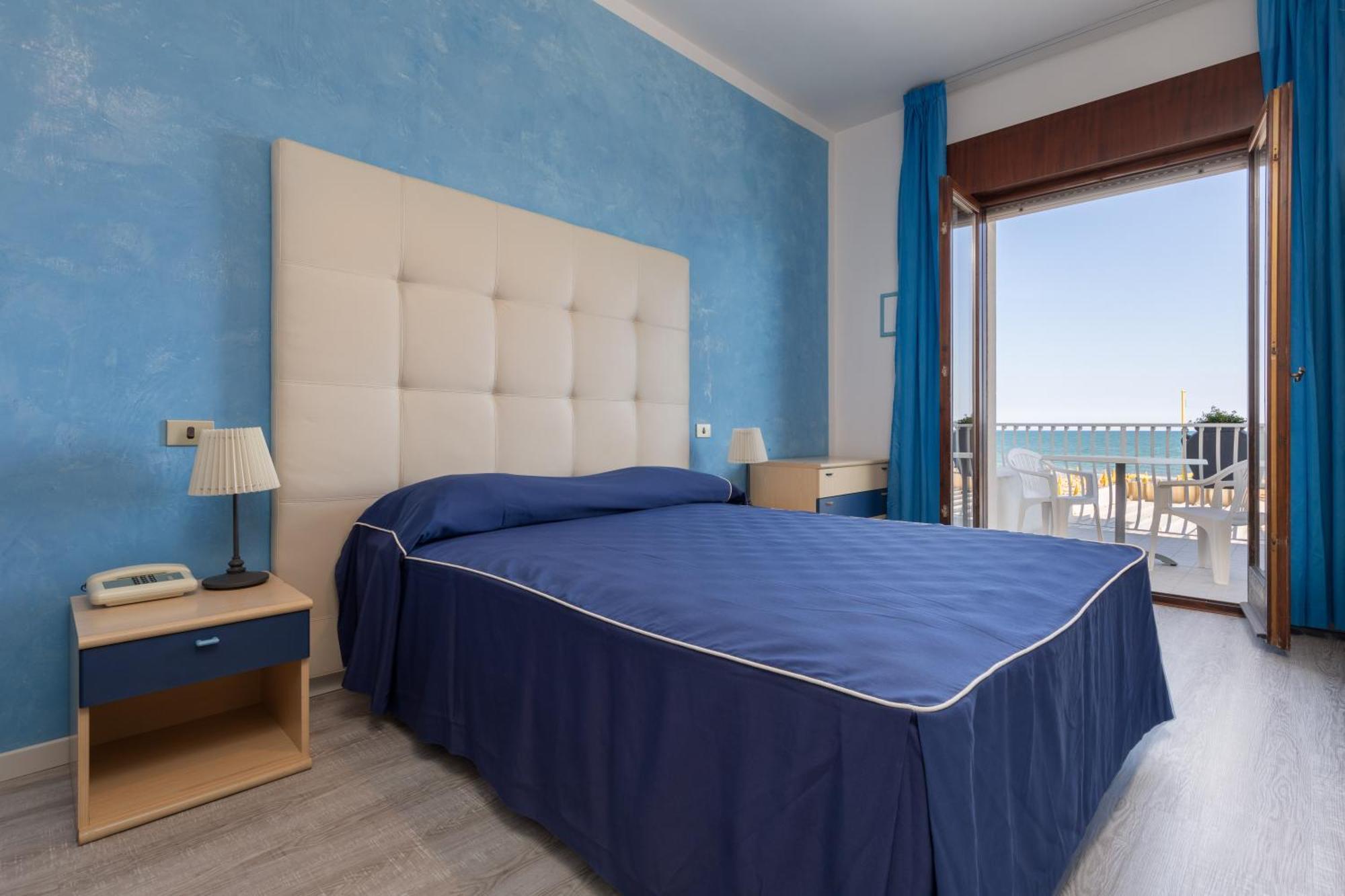 Hotel Gritti Лидо-ди-Езоло Номер фото